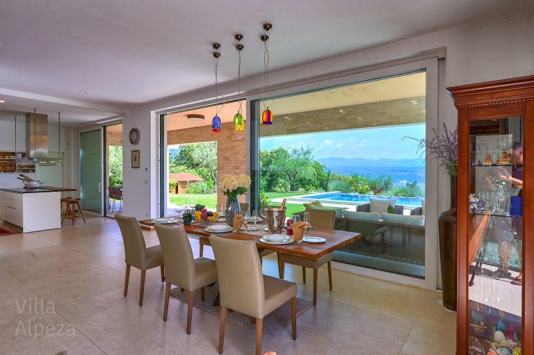 Luxury vacation villa Alpeza