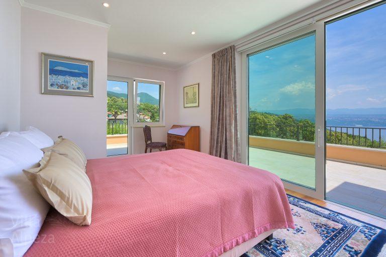 3 bedrooms - Luxury vacation villa Alpeza